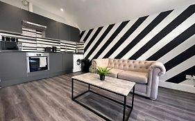 Flash Sale King Size Bed Super Central One Bed Apartment Next To Brighton Seafront 2